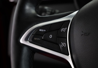 Подержанный автомобиль Renault Arkana 2020 года (10 фото)