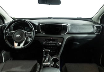Подержанный автомобиль Kia Sportage 2019 года (13 фото)