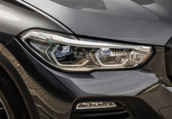 Подержанный автомобиль BMW X5 2019 года (11 фото)