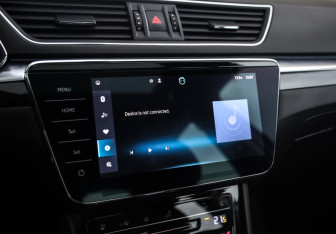 Подержанный автомобиль Skoda Superb Liftback 2023 года (14 фото)