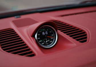 Подержанный автомобиль Porsche 911 Convertible 2013 года (33 фото)