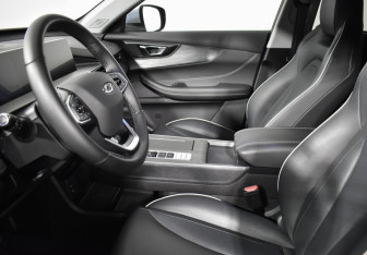 Подержанный автомобиль Chery Tiggo 4 2025 года (10 фото)