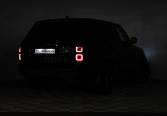Подержанный автомобиль Land Rover Range Rover 2015 года (30 фото)