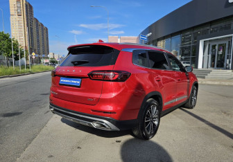 Подержанный автомобиль Chery Tiggo 8 Pro 2021 года (4 фото)