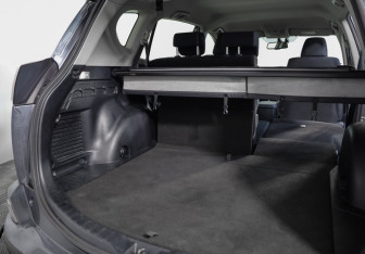 Подержанный автомобиль Toyota RAV4 2015 года (25 фото)