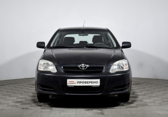 Подержанный автомобиль Toyota Corolla Hatchback 2006 года (2 фото)