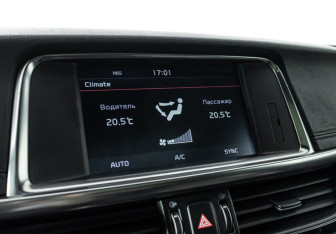 Подержанный автомобиль Kia Optima Sedan 2016 года (20 фото)