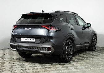 Подержанный автомобиль Kia Sportage 2022 года (5 фото)