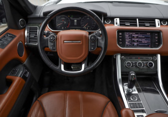 Подержанный автомобиль Land Rover Range Rover Sport 2013 года (13 фото)