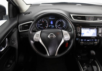 Подержанный автомобиль Nissan Qashqai 2016 года (10 фото)