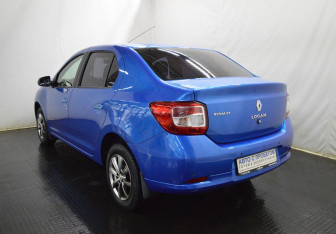 Подержанный автомобиль Renault Logan Sedan 2018 года (7 фото)