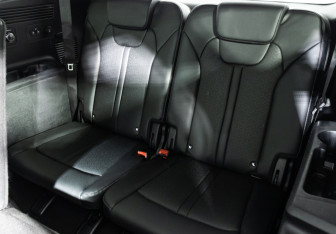 Подержанный автомобиль Kia Sorento 2022 года (11 фото)