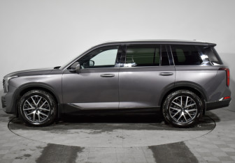 Подержанный автомобиль GAC GS8 2023 года (8 фото)