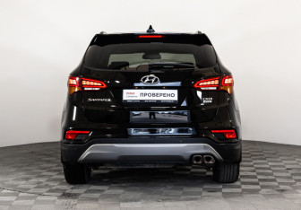Подержанный автомобиль Hyundai Santa Fe 2018 года (6 фото)