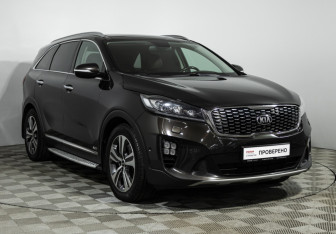 Подержанный автомобиль Kia Sorento 2019 года (3 фото)