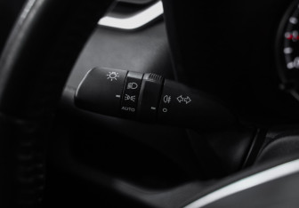 Подержанный автомобиль Toyota RAV4 2022 года (17 фото)