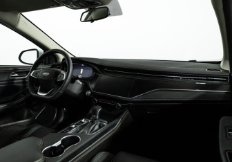 Подержанный автомобиль Omoda S5 2023 года (9 фото)