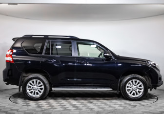 Подержанный автомобиль Toyota Land Cruiser Prado 2016 года (4 фото)