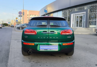 Подержанный автомобиль MINI Clubman Wagon 2021 года (5 фото)