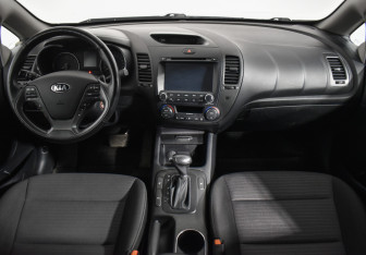 Подержанный автомобиль Kia Cerato Sedan 2014 года (13 фото)
