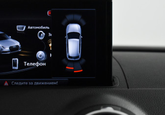 Подержанный автомобиль Audi A3 Hatchback 2016 года (16 фото)