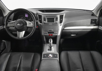 Подержанный автомобиль Subaru Outback Wagon 2011 года (13 фото)