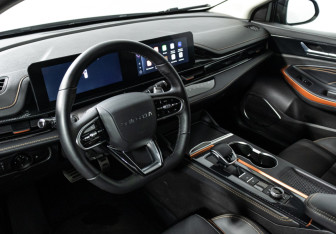 Подержанный автомобиль Omoda S5 GT 2023 года (11 фото)