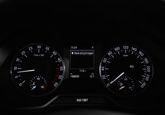 Подержанный автомобиль Skoda Octavia Liftback 2016 года (13 фото)