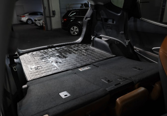 Подержанный автомобиль Hyundai Santa Fe 2012 года (33 фото)