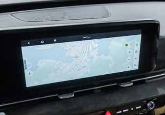 Подержанный автомобиль Kia Carnival 2021 года (22 фото)