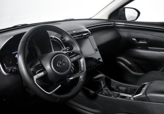 Подержанный автомобиль Hyundai Tucson 2021 года (9 фото)
