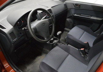 Подержанный автомобиль Hyundai Getz 2008 года (10 фото)