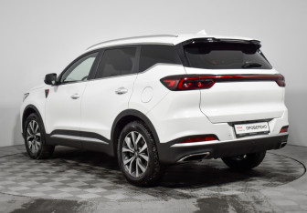 Подержанный автомобиль Chery Tiggo 7 Pro Max 2023 года (7 фото)