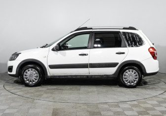 Подержанный автомобиль LADA (ВАЗ) Kalina Wagon 2016 года (8 фото)