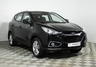 Подержанный автомобиль Hyundai ix35 2013 года (3 фото)