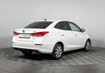 Подержанный автомобиль Changan Alsvin 2024 года (5 фото)