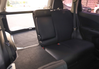 Подержанный автомобиль Honda CR-V 2013 года (25 фото)