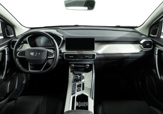 Подержанный автомобиль Geely Coolray 2023 года (13 фото)