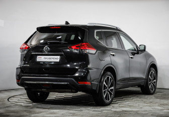 Подержанный автомобиль Nissan X-Trail 2019 года (5 фото)