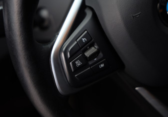 Подержанный автомобиль BMW X1 2019 года (12 фото)