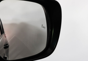 Подержанный автомобиль Toyota Land Cruiser Prado 2017 года (19 фото)