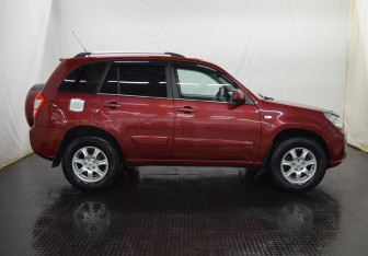 Подержанный автомобиль Chery Tiggo (T11) 2014 года (4 фото)