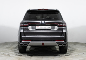 Подержанный автомобиль Changan CS95 2024 года (6 фото)