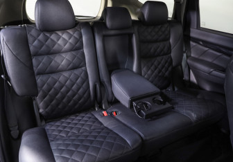 Подержанный автомобиль Mitsubishi Pajero Sport 2019 года (25 фото)