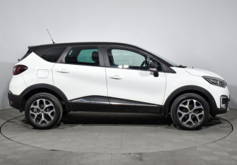 Подержанный автомобиль Renault Kaptur 2017 года (4 фото)