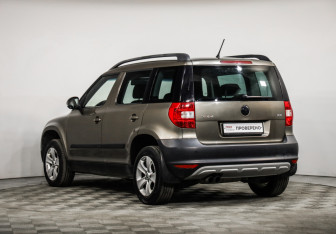 Подержанный автомобиль Skoda Yeti 2011 года (7 фото)