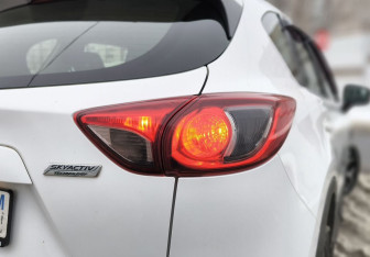 Подержанный автомобиль Mazda CX-5 2012 года (8 фото)