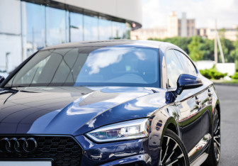Подержанный автомобиль Audi A5 Liftback 2018 года (2 фото)