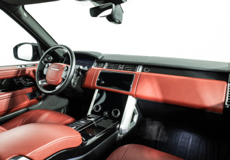 Подержанный автомобиль Land Rover Range Rover 2021 года (9 фото)