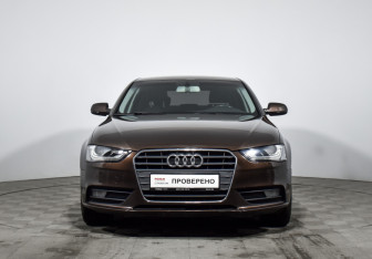 Подержанный автомобиль Audi A4 Sedan 2013 года (2 фото)